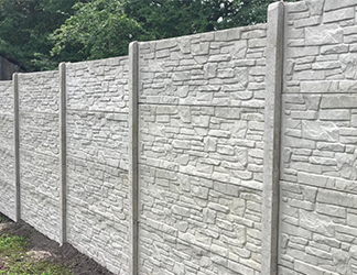 Betonový plot lámaný kámen