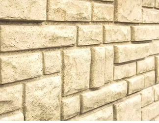 Betonový plot imitace dřeva